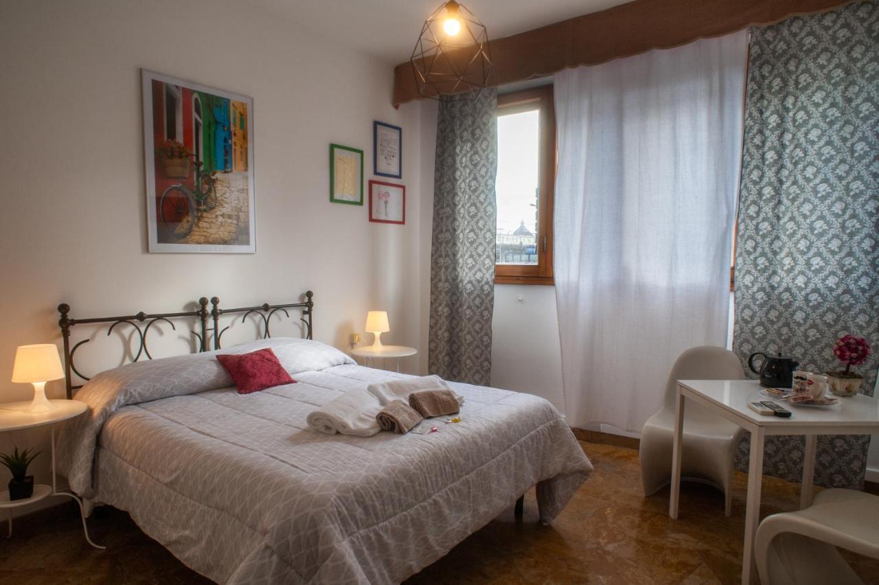 Guesthouse Amici Miei Firenze Eksteriør billede